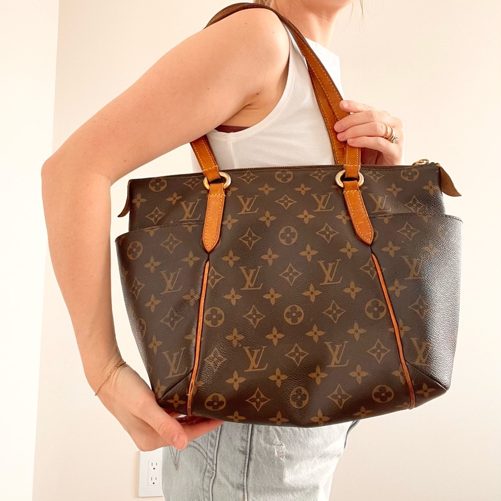 Louis Vuitton Totally Monogram Brown Tote Bag